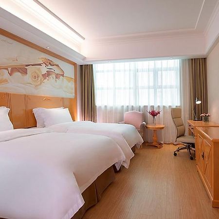 Vienna 3 Best Hotel Shenzhen Airong Road エクステリア 写真