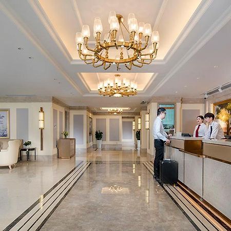 Vienna 3 Best Hotel Shenzhen Airong Road エクステリア 写真